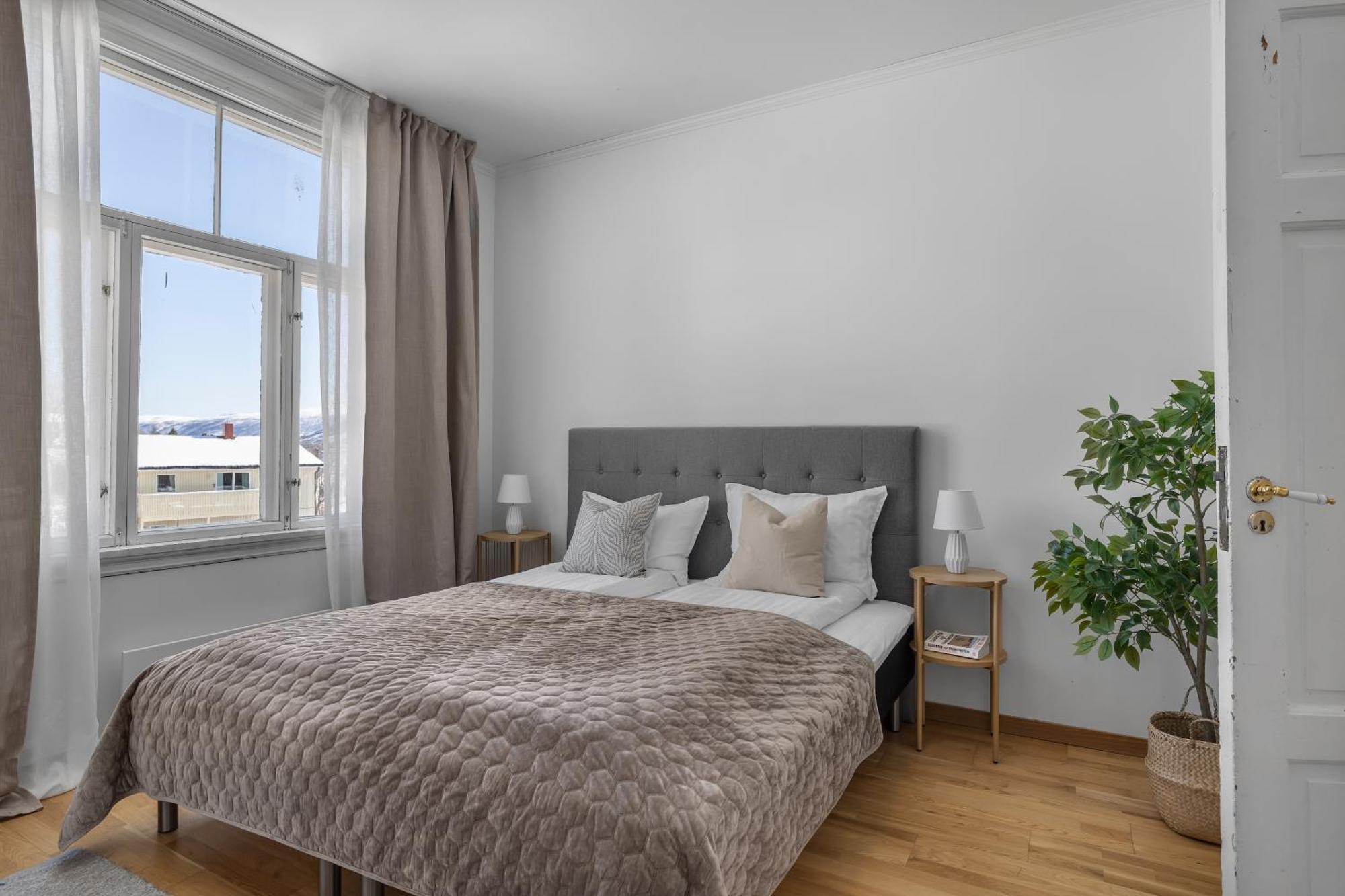 Lovely City Center Apartment With Amazing Views And Free Parking! Tromsø Eksteriør bilde